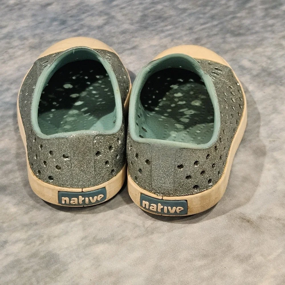 Native Slip On Toddler Girls Shoes Size 6 Blue Glitter Jefferson Style
